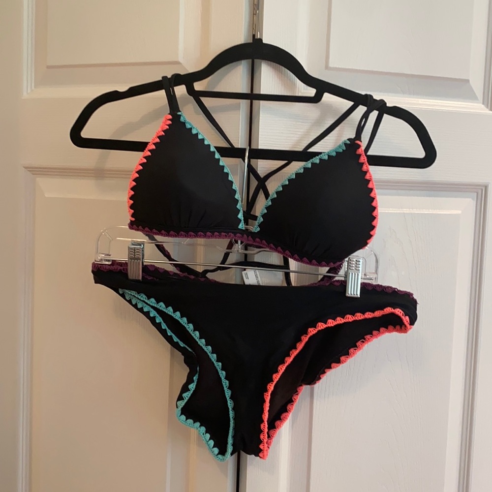 Black Bikini
